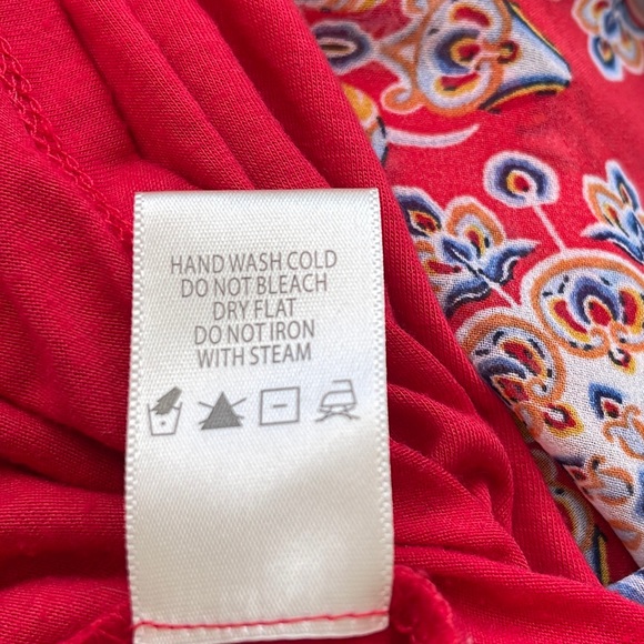 Max Studio skirt Womens medium Red Paisley Lined Flowy - Picture 7 of 8